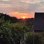 Nikis An Den Doerenther Klippen 公寓