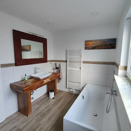 Nikis An Den Doerenther Klippen *