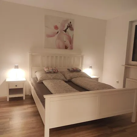 Nikis An Den Doerenther Klippen